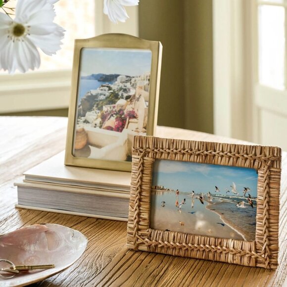 Magnolia 4"x6" Rattan Photo Frame -‎ Joanna Gaines - Magnolia Market - Picture 2 of 5